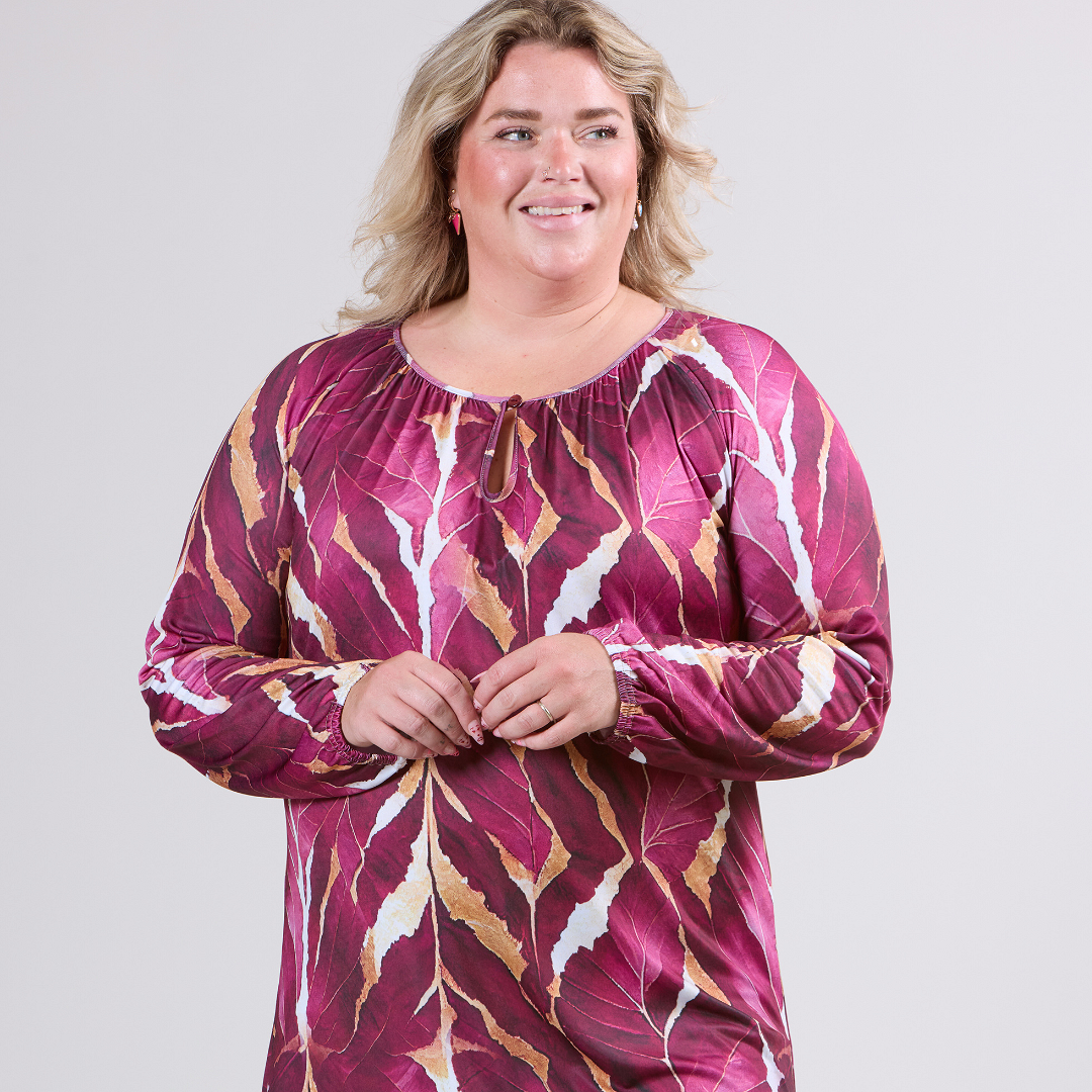 Magna Curvy Collection: teal tides 2024